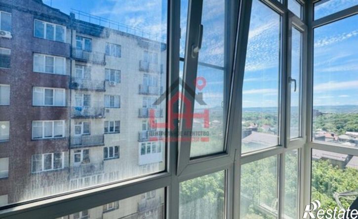 2-комн квартира улица Кленовая Роща, 8,  д. 8