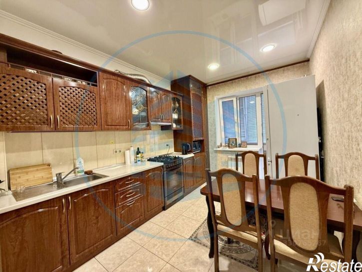 2-комн квартира ул Орджоникидзе, 83 3,  д. 83 3,  к. 3