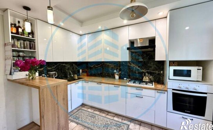 4-комн квартира ул Ермолова, 458,  д. 458
