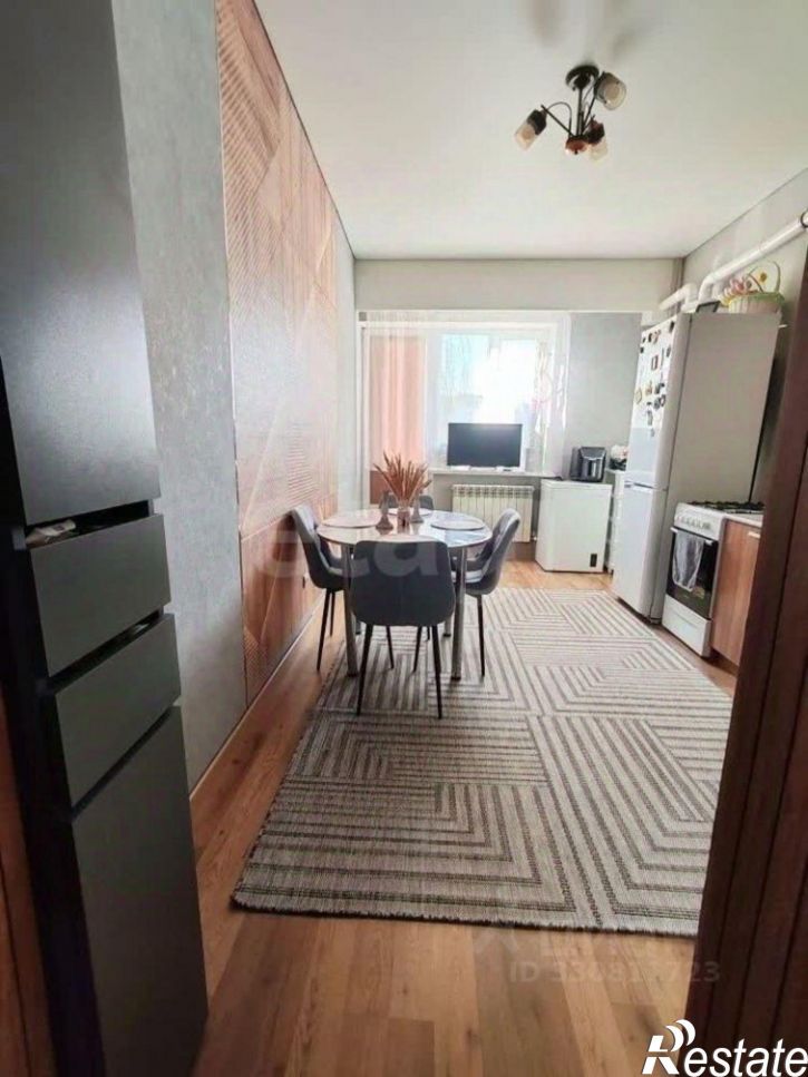 3-комн квартира ул Шмидта, 27,  д. 27