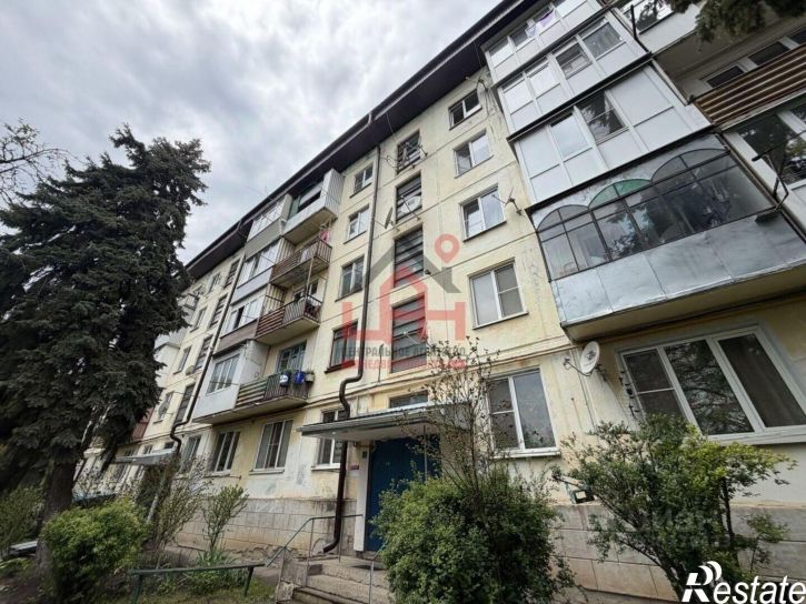 3-комн квартира улица Артёма Сергеева, 21,  д. 21