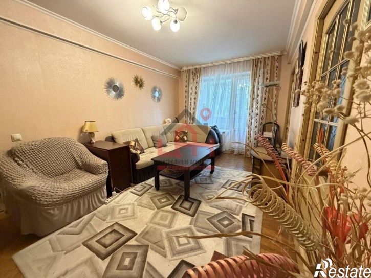 3-комн квартира улица Артёма Сергеева, 21,  д. 21