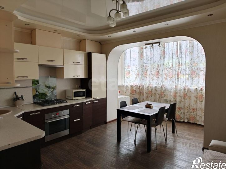 2-комн квартира улица Орджоникидзе, 66,  д. 66