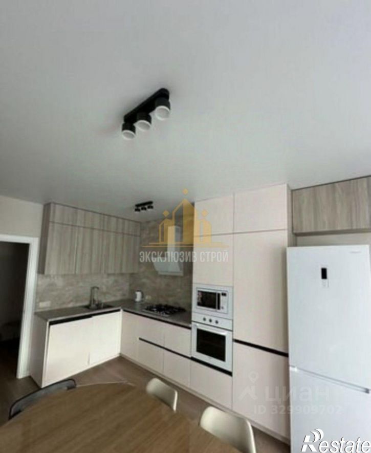 2-комн квартира улица Орджоникидзе, 84 к2,  д. 84 к2