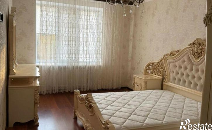 2-комн квартира улица Орджоникидзе, 84 к1,  д. 84 к1