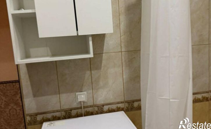 2-комн квартира улица Орджоникидзе, 84 к1,  д. 84 к1