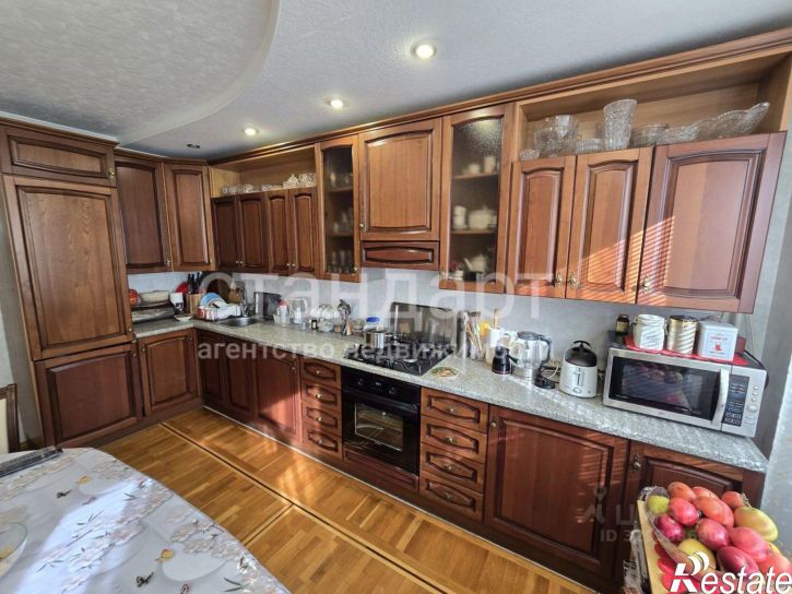 4-комн квартира ул Пятигорская, 110а,  д. 110а