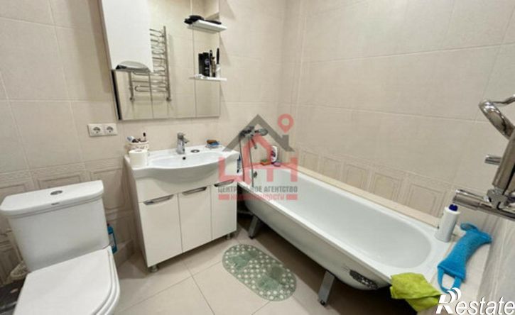 2-комн квартира Просторная улица, 17 к4,  д. 17 к4