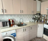 2-комн, 42кв м, этаж 1/5 Школьный пер, 5