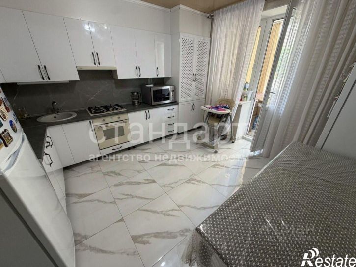 3-комн квартира ул Шмидта, 27,  д. 27