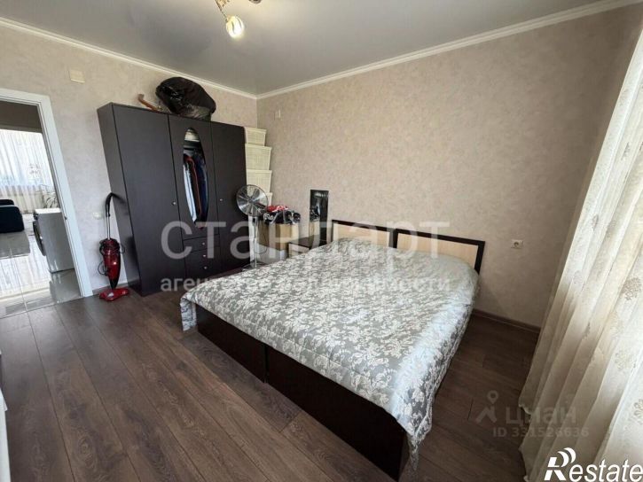3-комн квартира ул Шмидта, 27,  д. 27