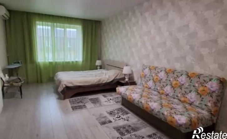 2-комн квартира ул Орджоникидзе, 84 2,  д. 84 2,  к. 2
