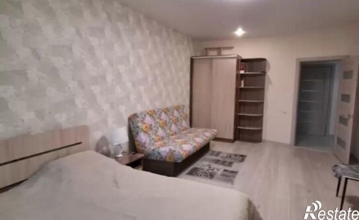2-комн квартира ул Орджоникидзе, 84 2,  д. 84 2,  к. 2