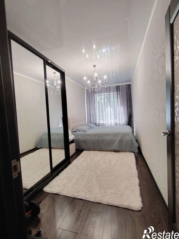 3-комн квартира Долина Роз ул