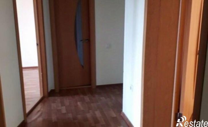 3-комн квартира ул Орджоникидзе, 84 4,  д. 84 4,  к. 4