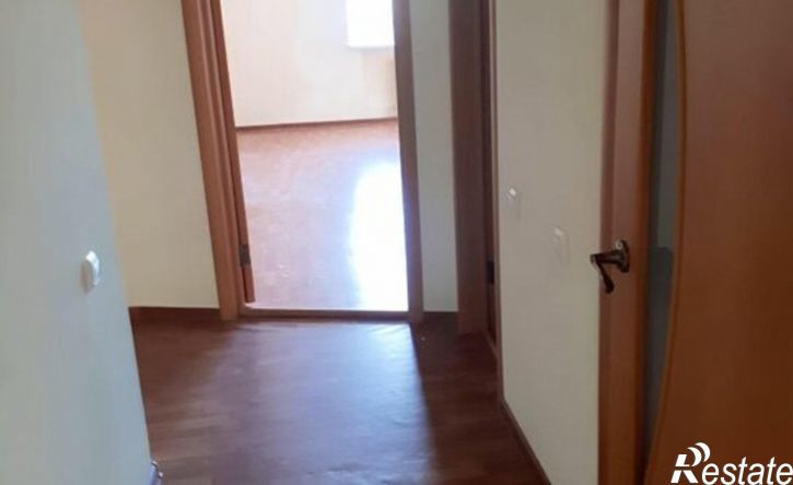3-комн квартира ул Орджоникидзе, 84 4,  д. 84 4,  к. 4
