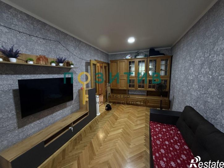 3-комн квартира Урицкого ул, 27