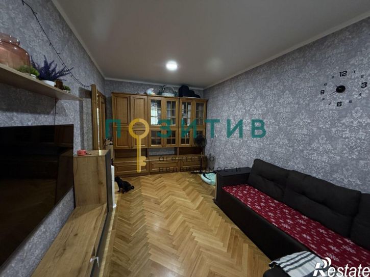 3-комн квартира Урицкого ул, 27