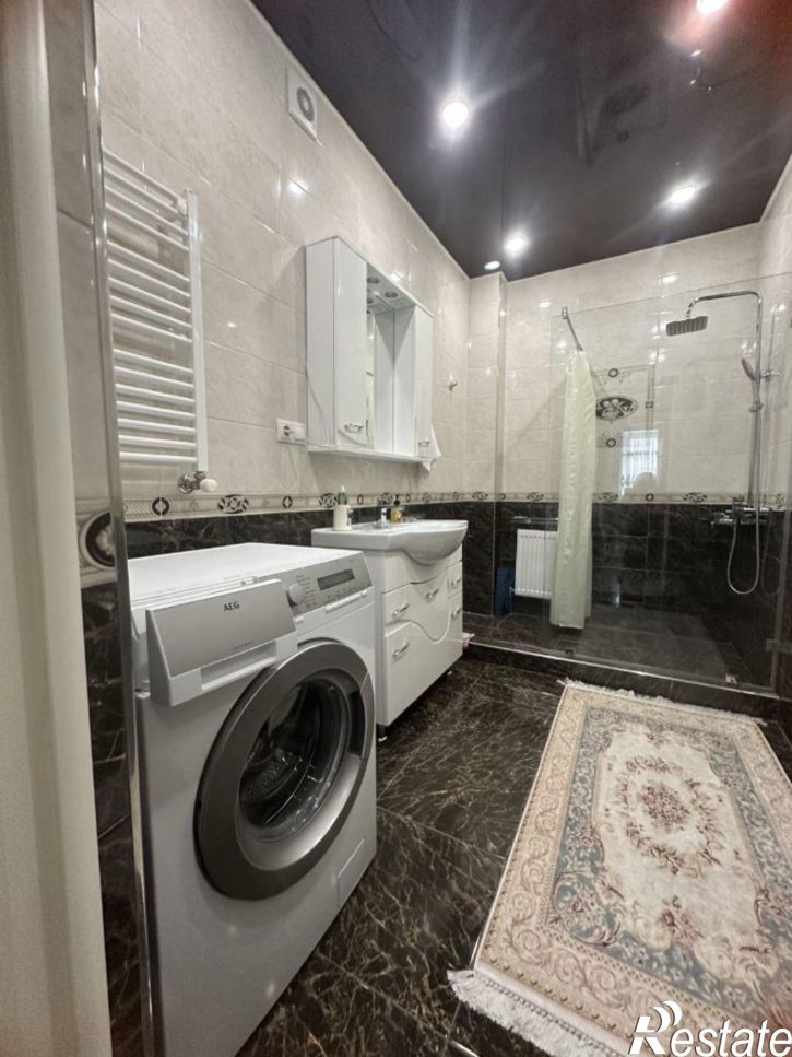 2-комн квартира ул Орджоникидзе, 84 5,  д. 84 5,  к. 5