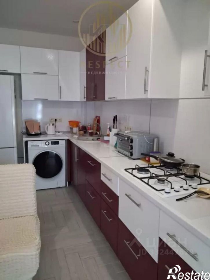 2-комн квартира ул Орджоникидзе, 84 2,  д. 84 2,  к. 2