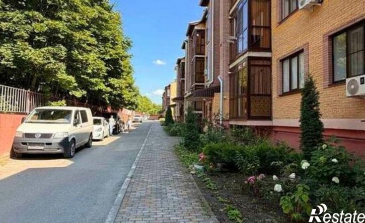 2-комн квартира ул Кленовая роща, 3,  д. 3