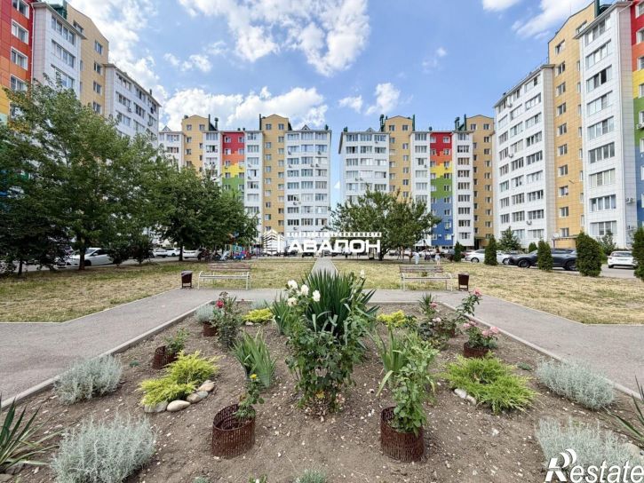 3-комн квартира ул Никольская, 21 5,  д. 21 5,  к. 5