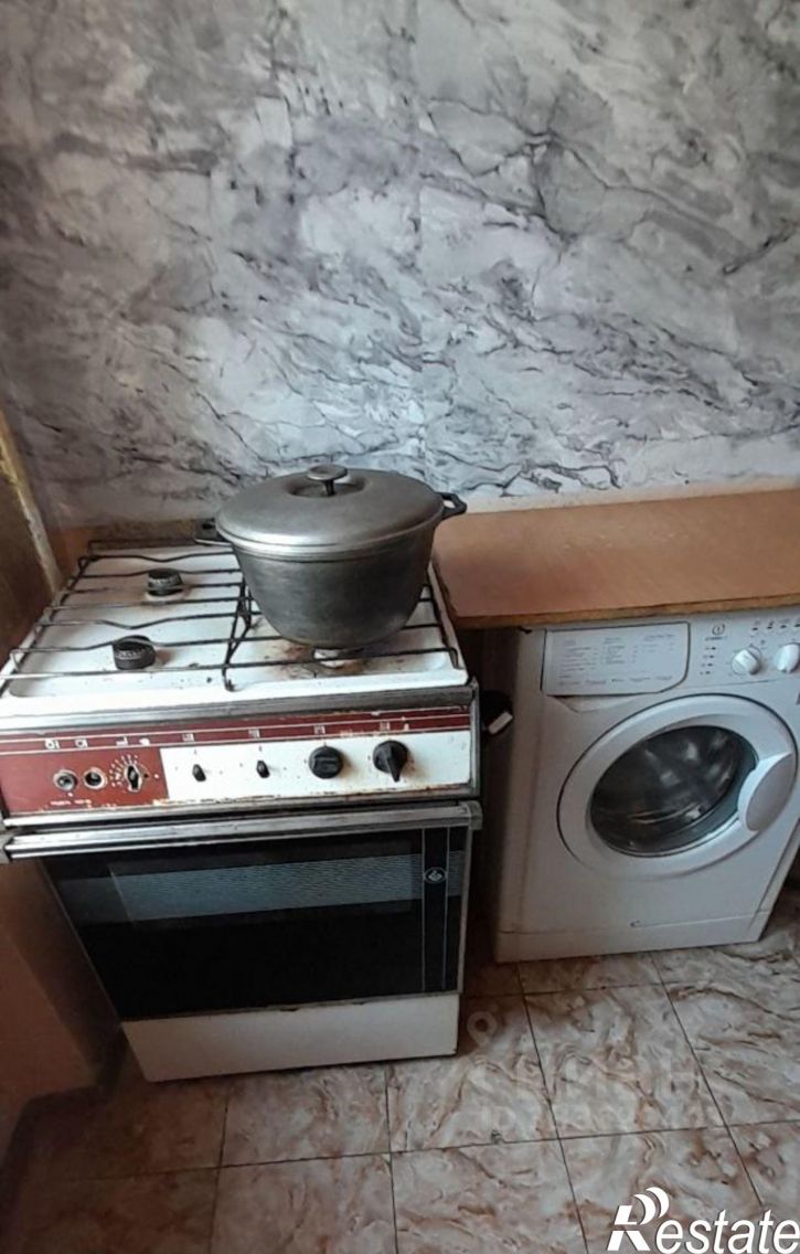 2-комн квартира улица Долина Роз, 23,  д. 23