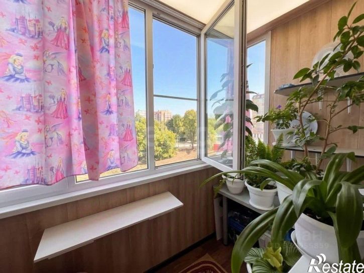 3-комн квартира улица Орджоникидзе, 64,  д. 64