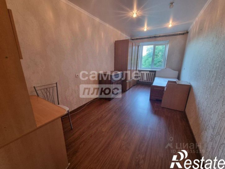 2-комн квартира улица Долина Роз, 10,  д. 10