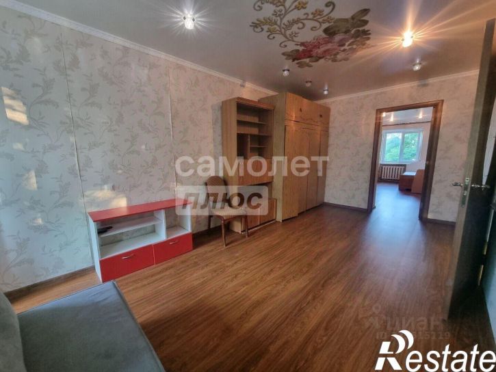 2-комн квартира улица Долина Роз, 10,  д. 10
