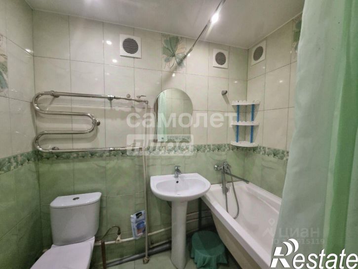 2-комн квартира улица Долина Роз, 10,  д. 10