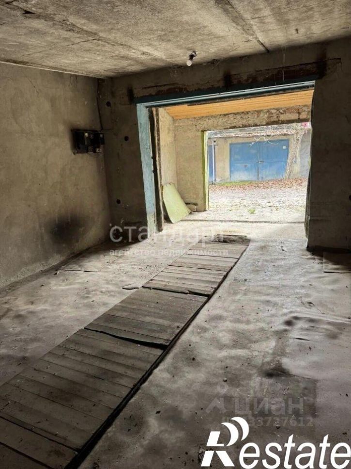 Гараж/парковка улица Суворова, 14А,  д. 14А