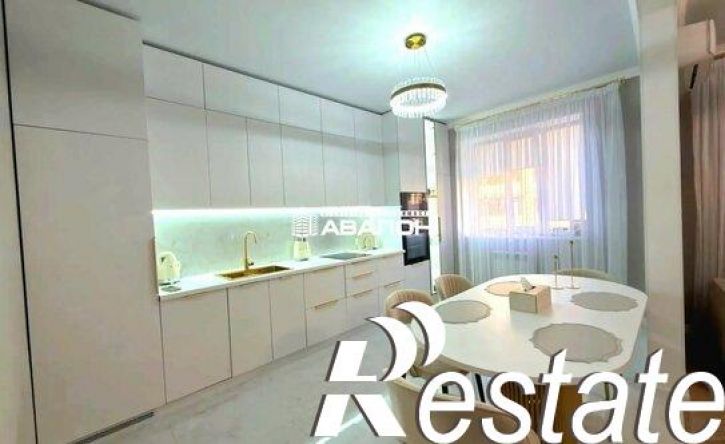 2-комн квартира Никольская улица, 27 к5,  д. 27 к5