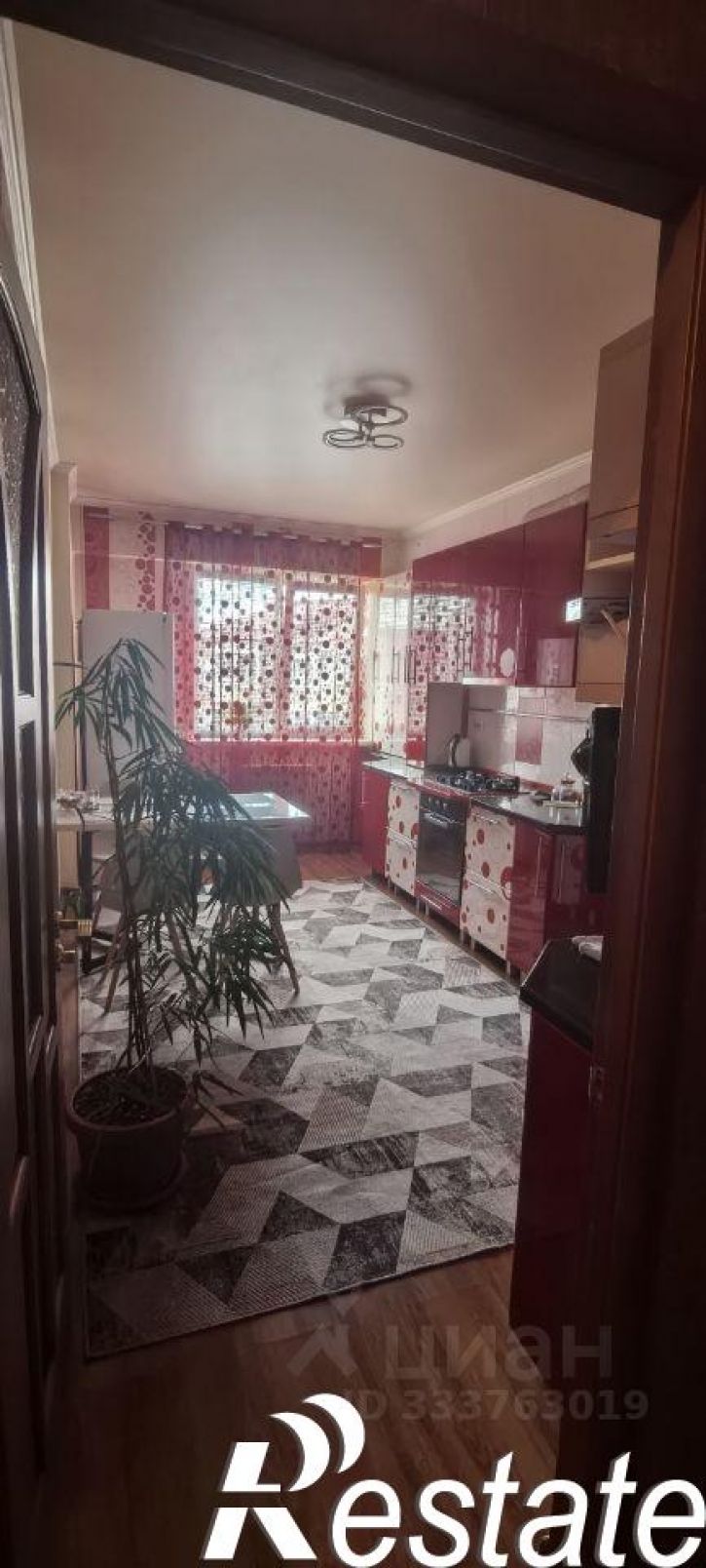 2-комн квартира улица Орджоникидзе, 81 к1,  д. 81 к1