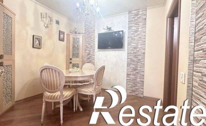 4-комн квартира улица Орджоникидзе, 81 к3,  д. 81 к3