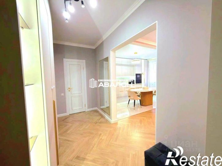 2-комн квартира Никольская улица, 27 к2Б,  д. 27 к2Б
