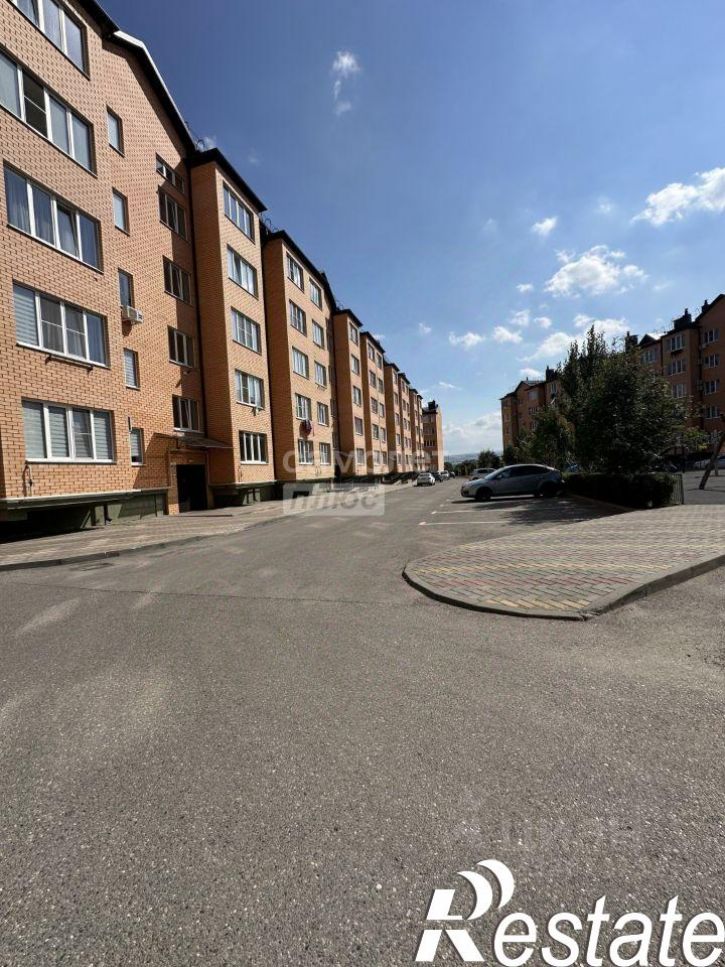 1-комн квартира Просторная улица, 17,  д. 17