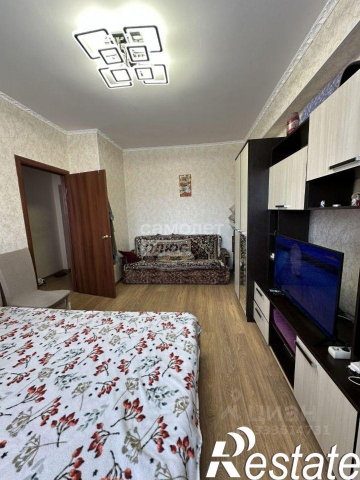 1-комн квартира Просторная улица, 17,  д. 17