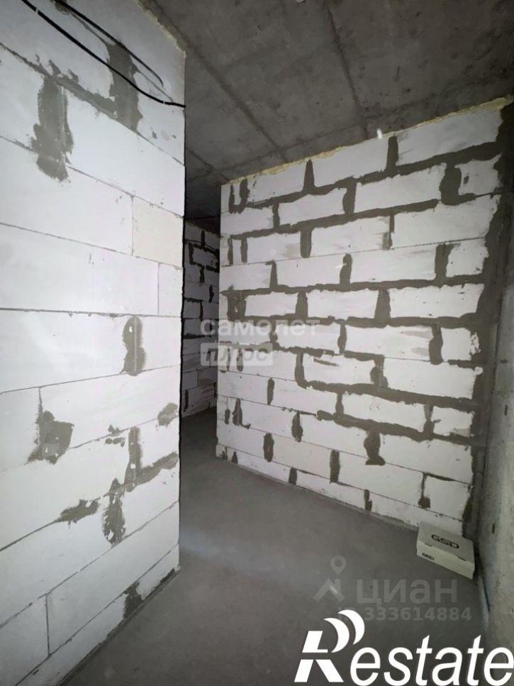 2-комн квартира улица Кленовая Роща, 4,  д. 4