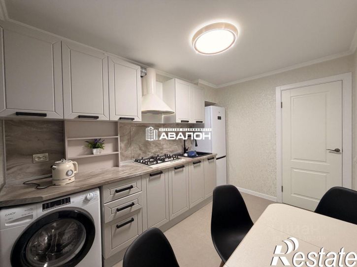 2-комн квартира улица Долина Роз, 17,  д. 17