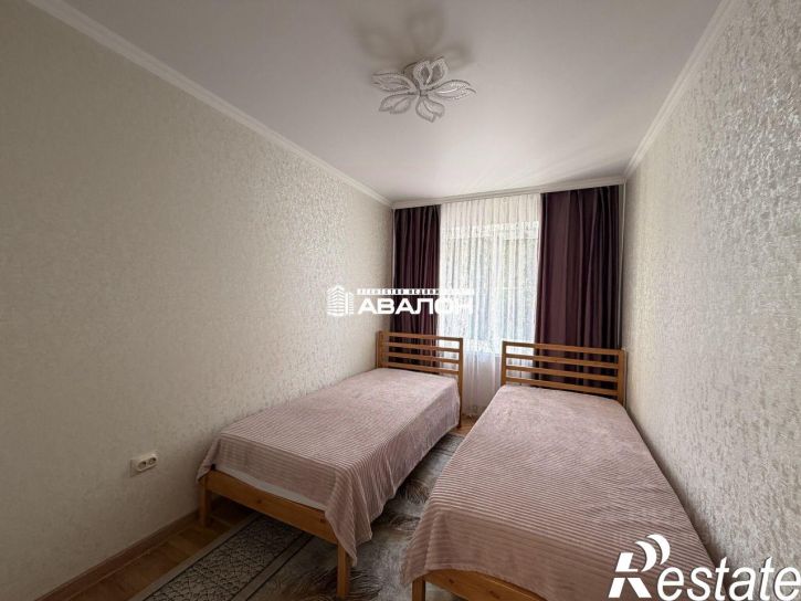 2-комн квартира улица Долина Роз, 17,  д. 17