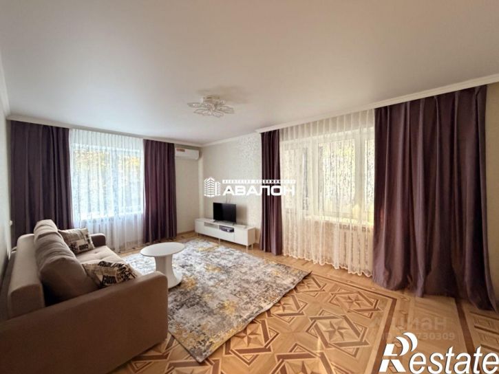 2-комн квартира улица Долина Роз, 17,  д. 17