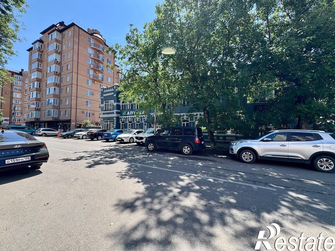 Купить ОСЗ, отдельно стоящее здание за 140 001 000 рублей на Советская улица, 13