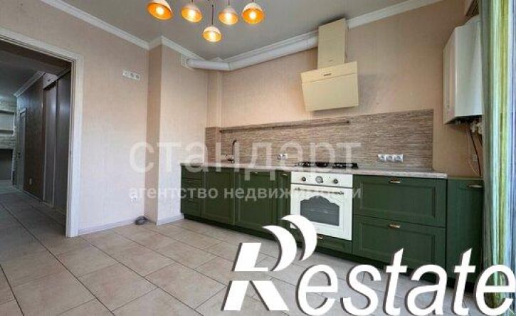 3-комн квартира Просторная улица, 17 к2,  д. 17 к2