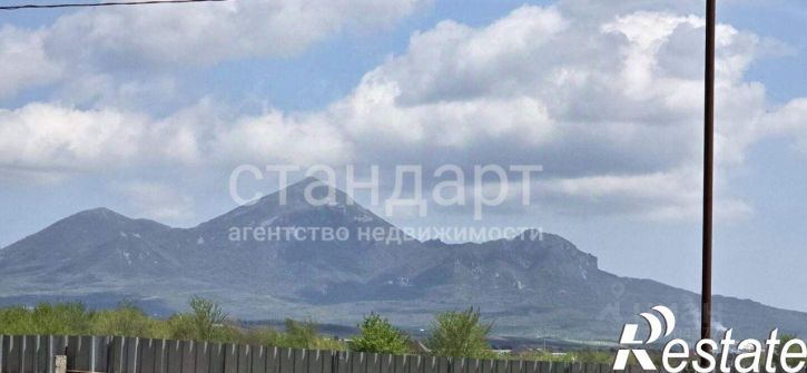 2-комн квартира Никольская улица, 10,  д. 10