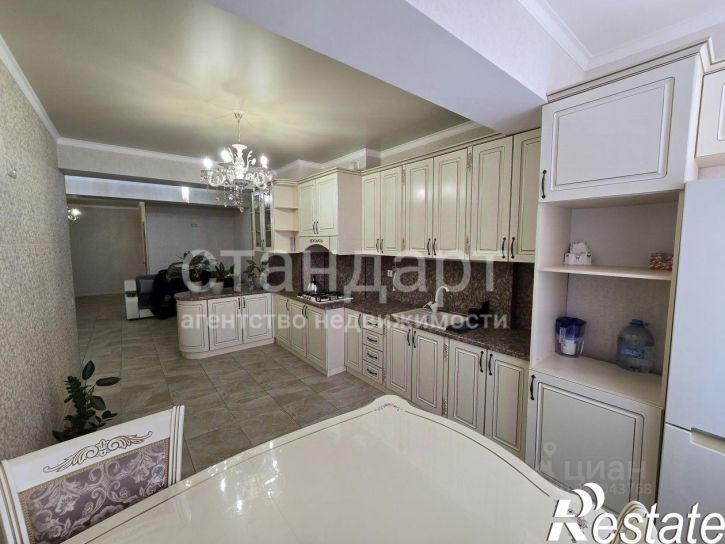 2-комн квартира Никольская улица, 10,  д. 10