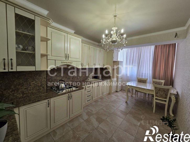 2-комн квартира Никольская улица, 10,  д. 10