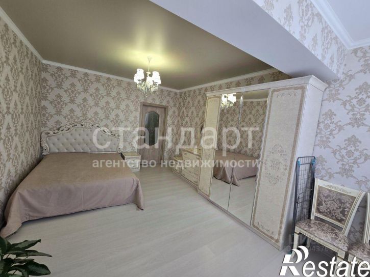 2-комн квартира Никольская улица, 10,  д. 10