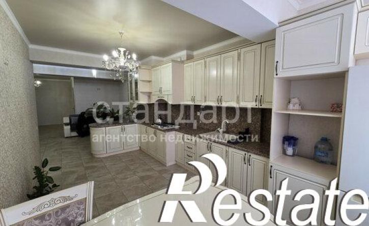 2-комн квартира Никольская улица, 15А,  д. 15А