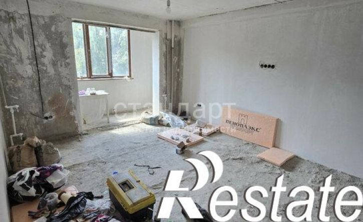 2-комн квартира Октябрьская улица, 450,  д. 450